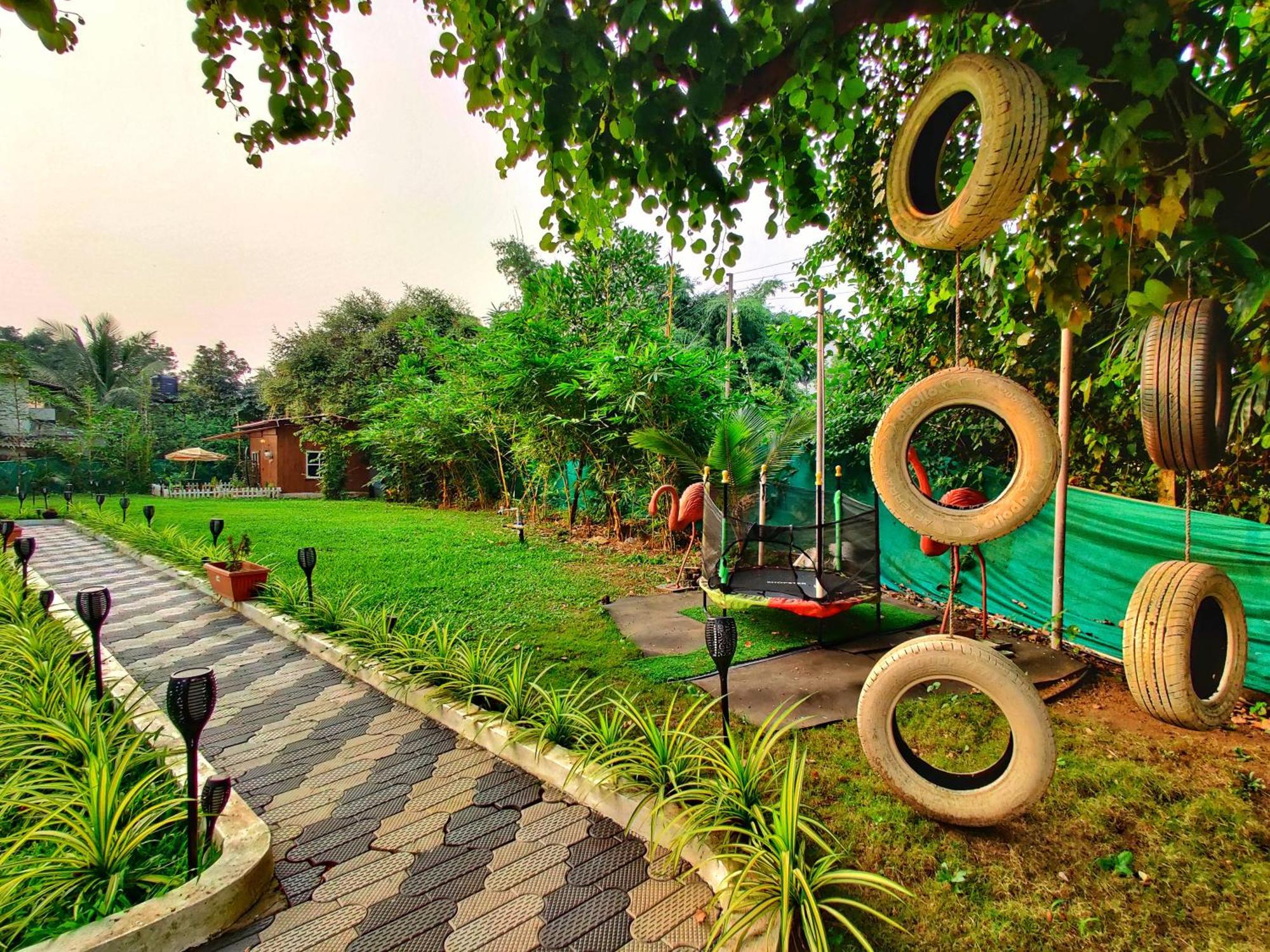 Crystal Springs Villa - A Picture-Perfect Retreat W Pool, Hammock, Gazebo Karjat Ngoại thất bức ảnh