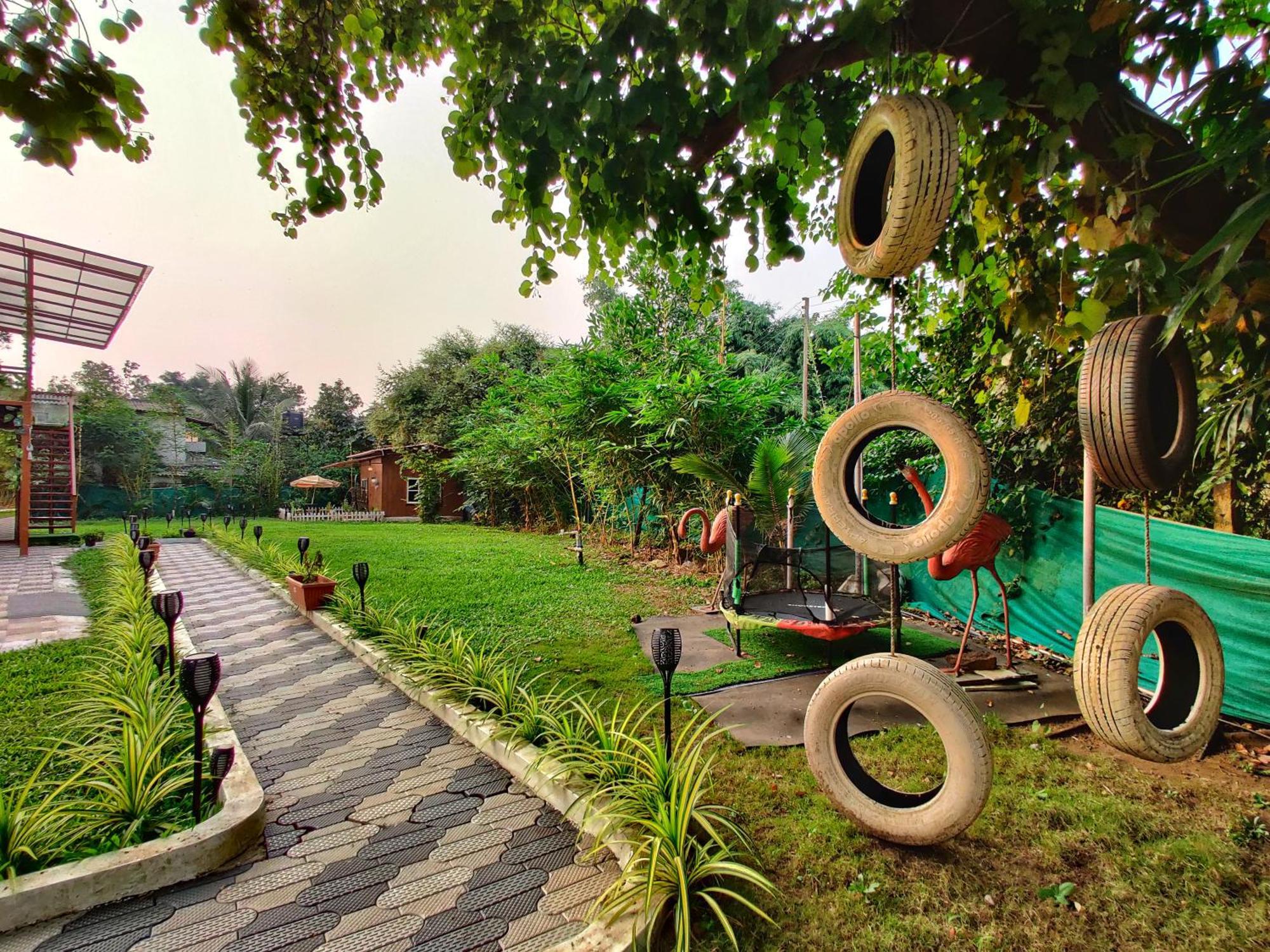 Crystal Springs Villa - A Picture-Perfect Retreat W Pool, Hammock, Gazebo Karjat Ngoại thất bức ảnh