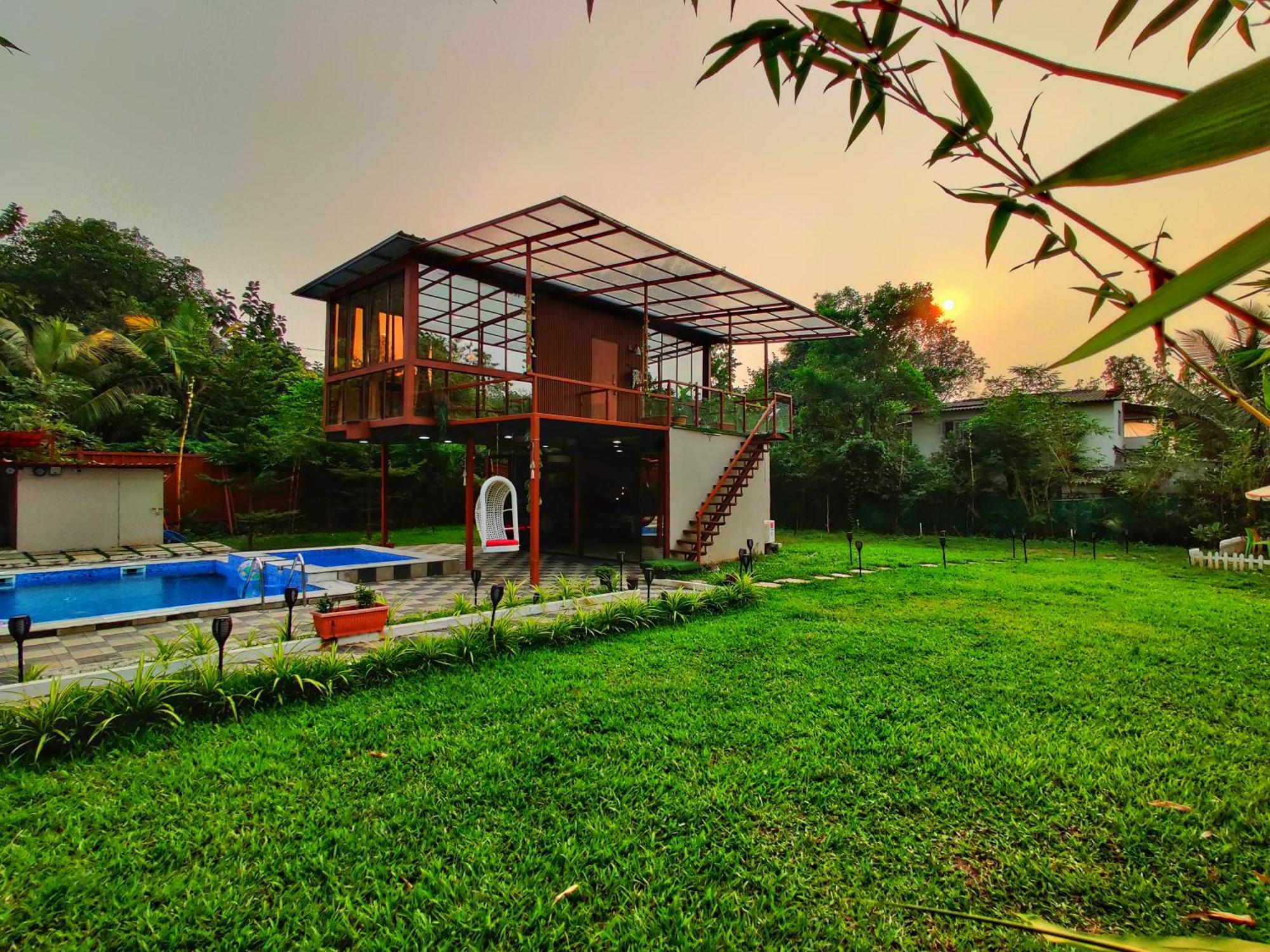 Crystal Springs Villa - A Picture-Perfect Retreat W Pool, Hammock, Gazebo Karjat Ngoại thất bức ảnh