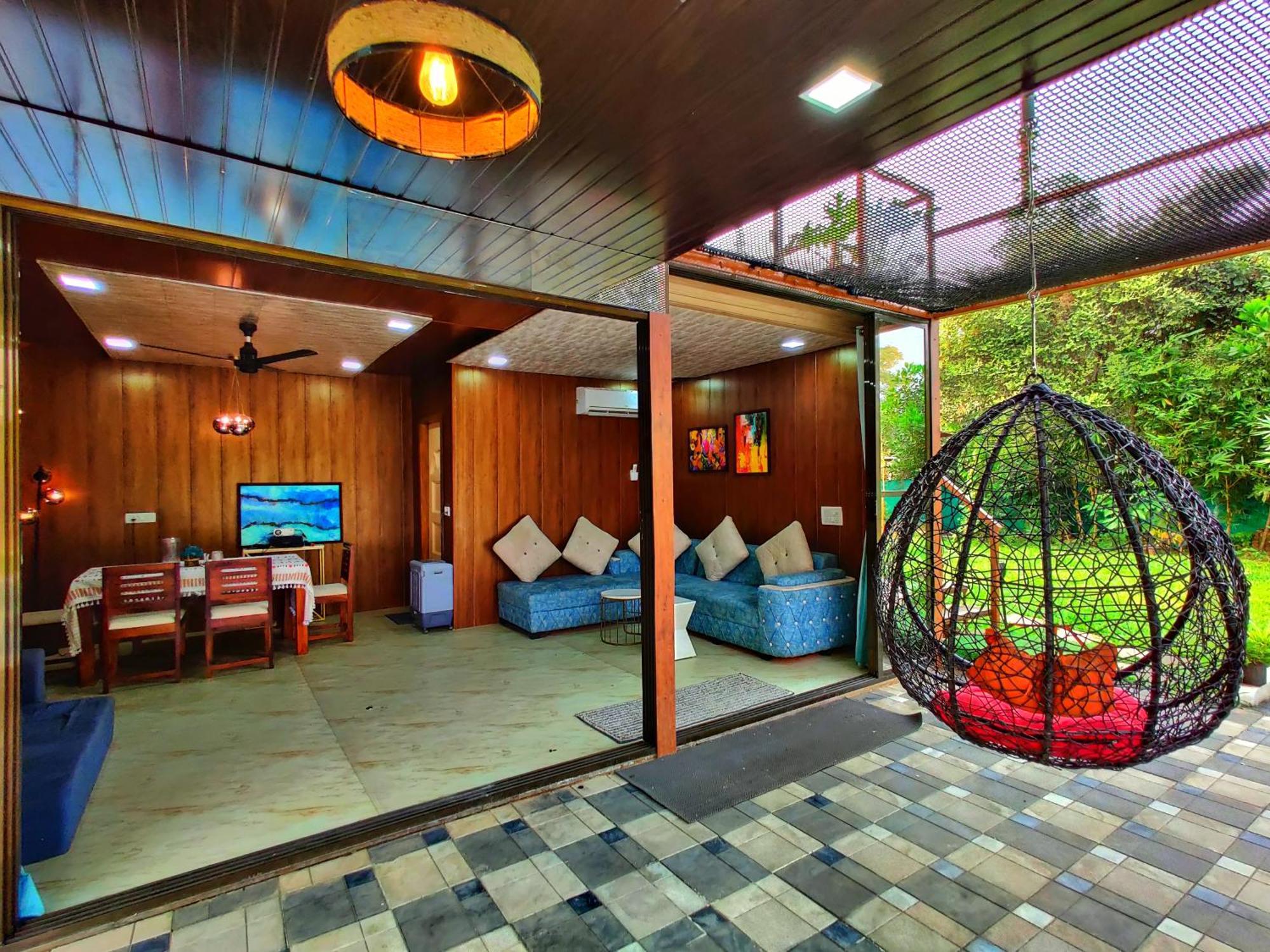 Crystal Springs Villa - A Picture-Perfect Retreat W Pool, Hammock, Gazebo Karjat Ngoại thất bức ảnh