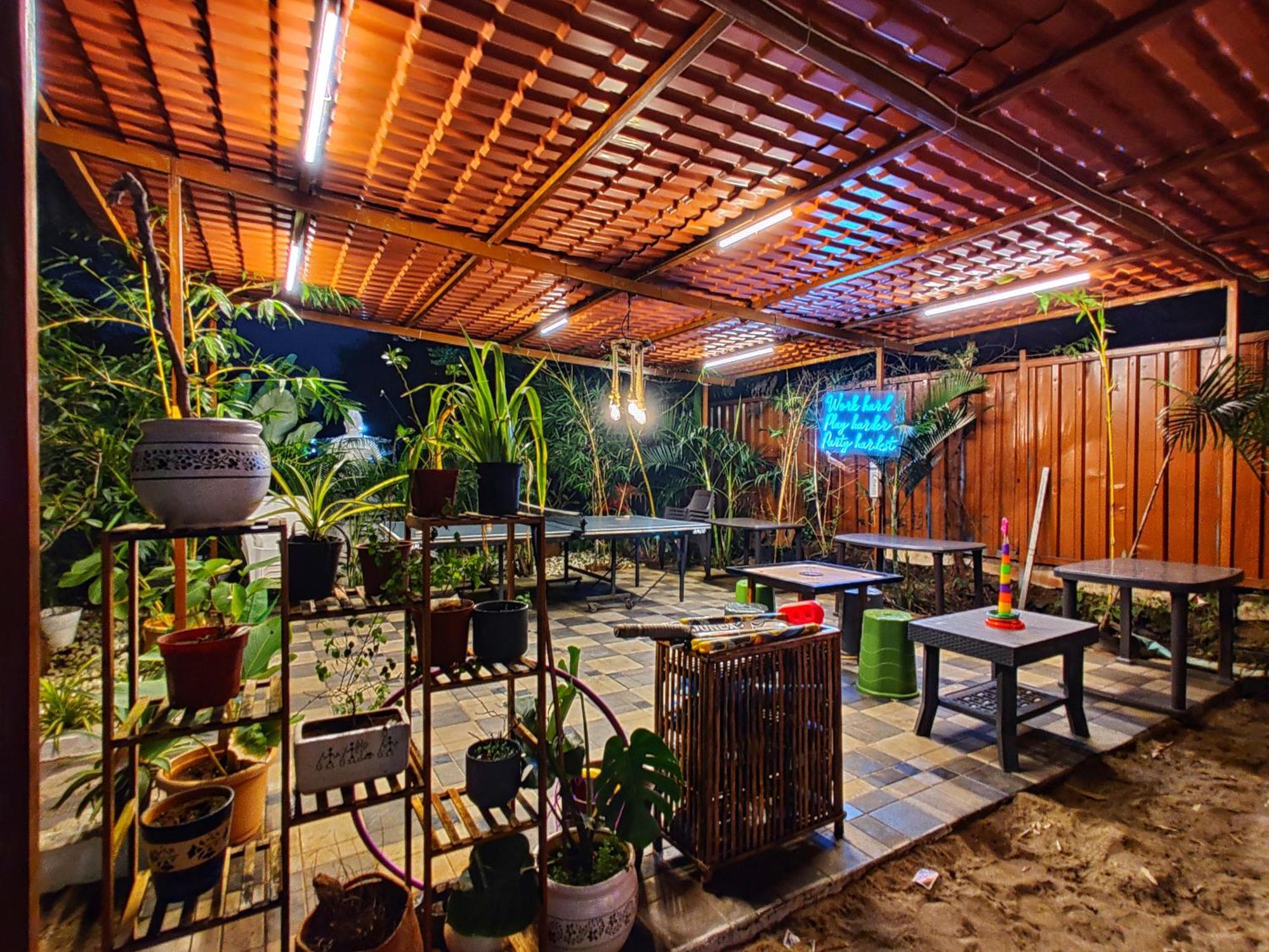 Crystal Springs Villa - A Picture-Perfect Retreat W Pool, Hammock, Gazebo Karjat Ngoại thất bức ảnh