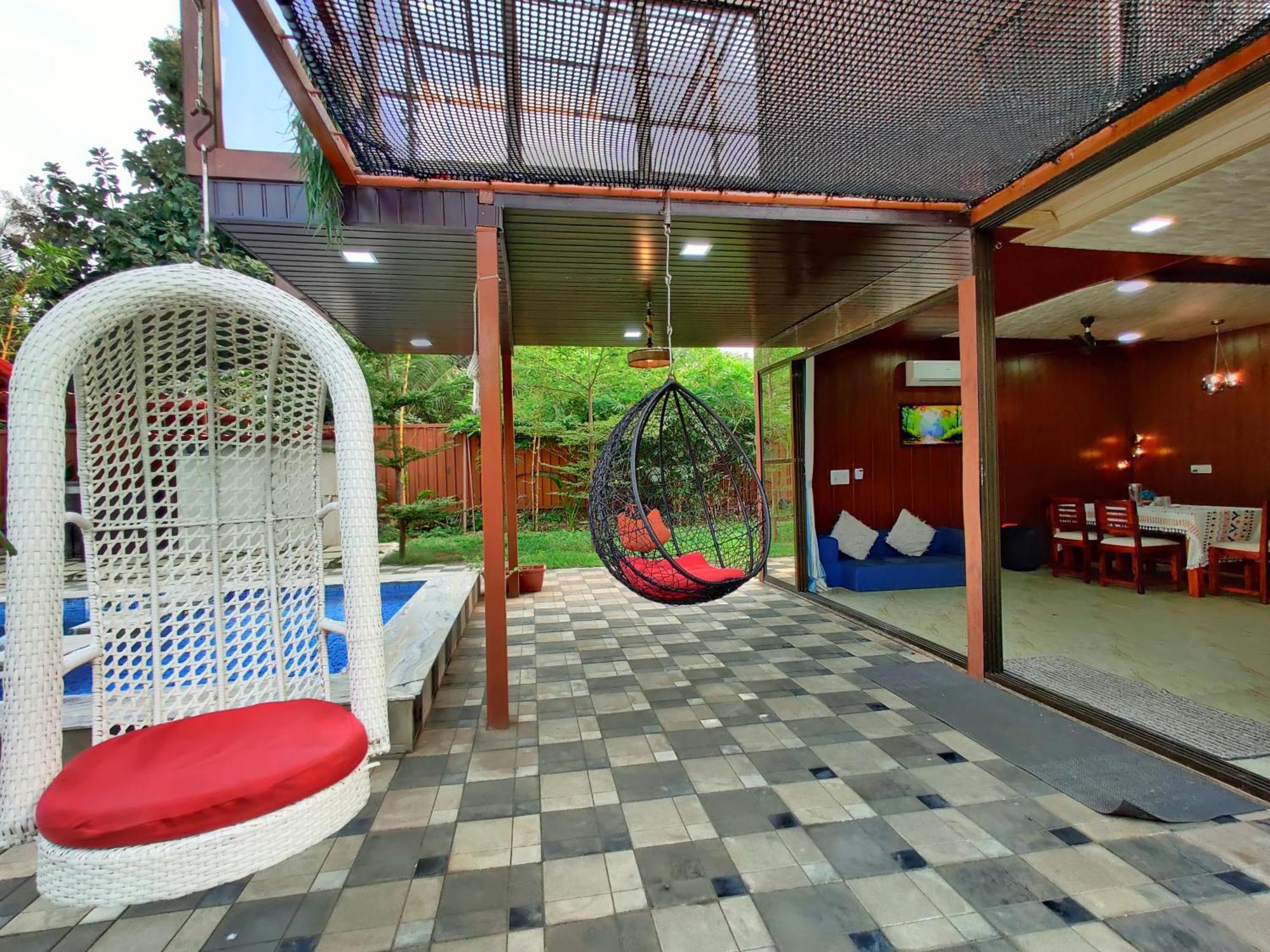 Crystal Springs Villa - A Picture-Perfect Retreat W Pool, Hammock, Gazebo Karjat Ngoại thất bức ảnh