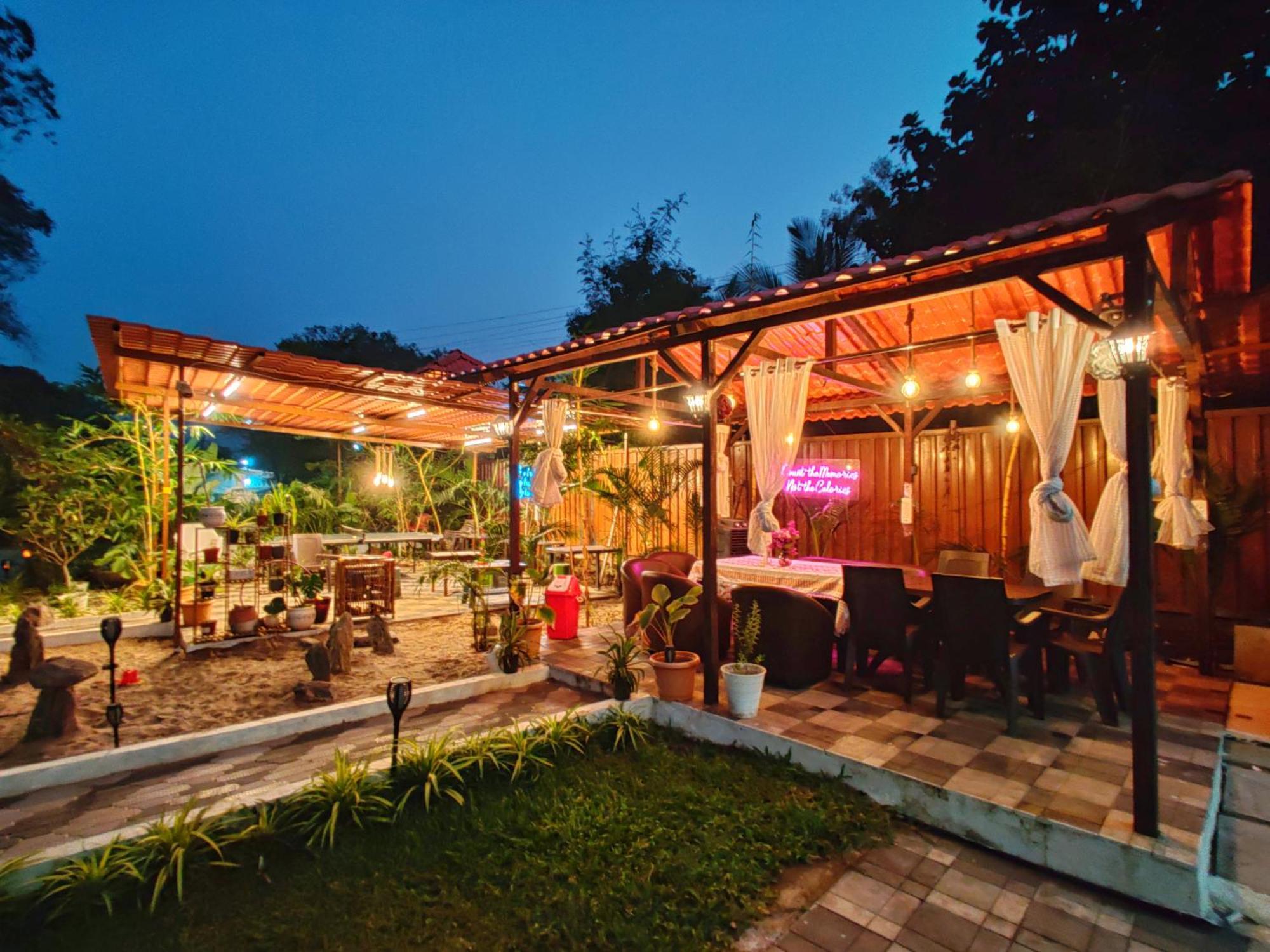 Crystal Springs Villa - A Picture-Perfect Retreat W Pool, Hammock, Gazebo Karjat Ngoại thất bức ảnh